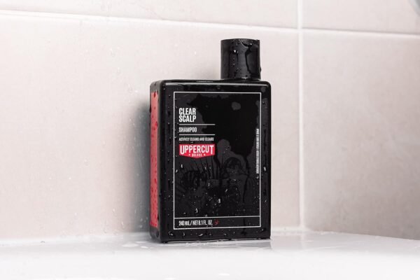 Uppercut Deluxe Clear Scalp Shampoo 240ml
